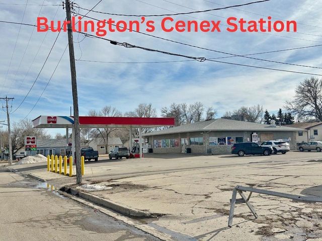 21 Roberts St, Burlington, ND 58722