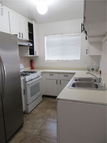 4406 Hawthorne Way, Las Vegas, NV 89147
