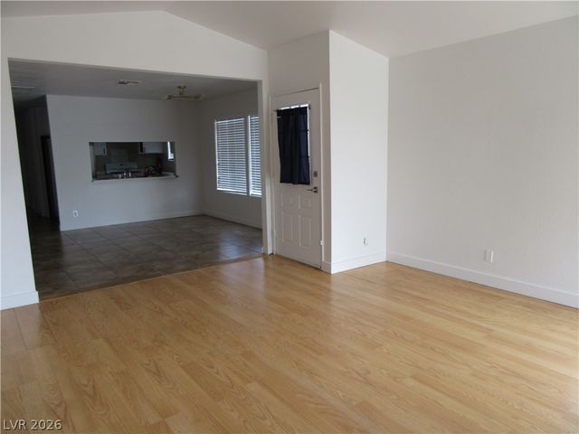 4406 Hawthorne Way, Las Vegas, NV 89147