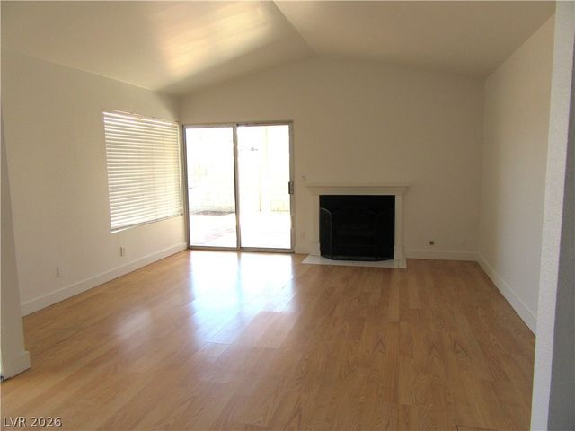4406 Hawthorne Way, Las Vegas, NV 89147