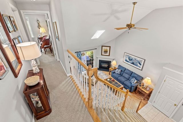 7 Nature View Dr 7, Uxbridge, MA 01569