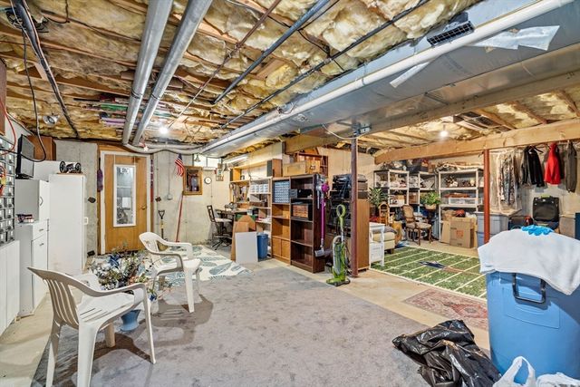 7 Nature View Dr 7, Uxbridge, MA 01569