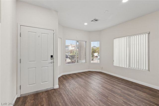 1016 Bistro Bay Avenue, North Las Vegas, NV 89086