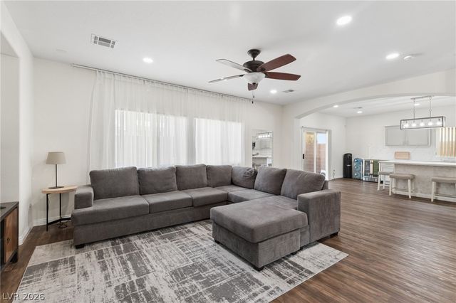 1016 Bistro Bay Avenue, North Las Vegas, NV 89086
