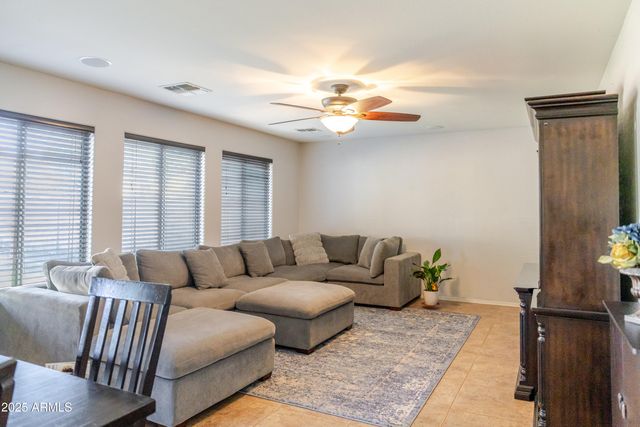 10432 W MAGNOLIA Street, Tolleson, AZ 85353