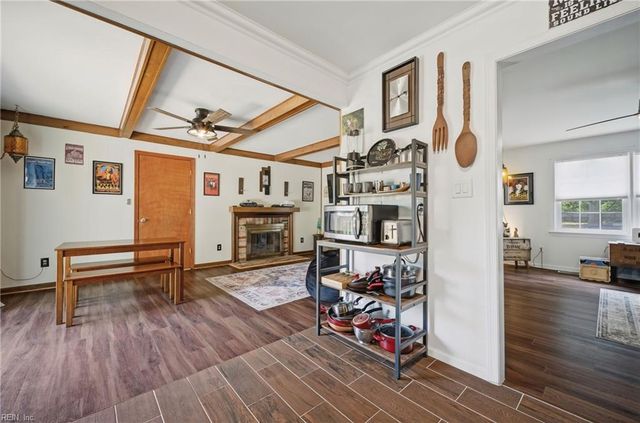 862 Elder RD, Newport News, VA 23608