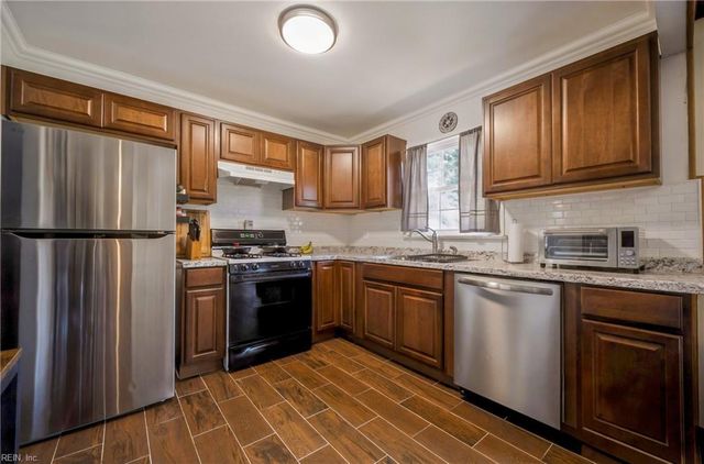862 Elder RD, Newport News, VA 23608
