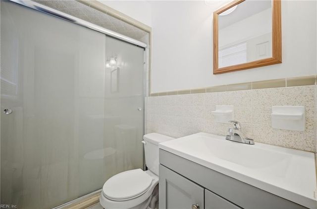 862 Elder RD, Newport News, VA 23608
