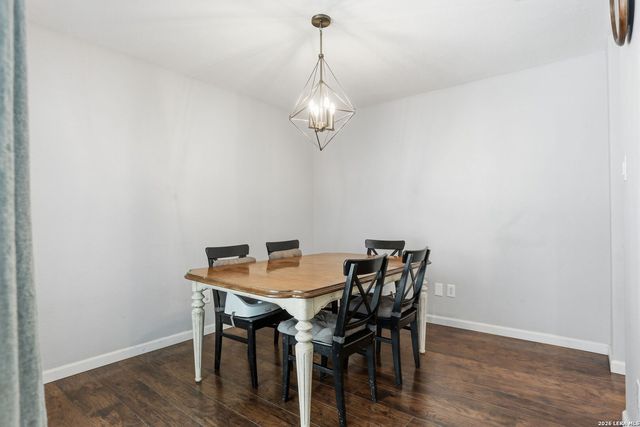 6342 FOREST VLG, San Antonio, TX 78250