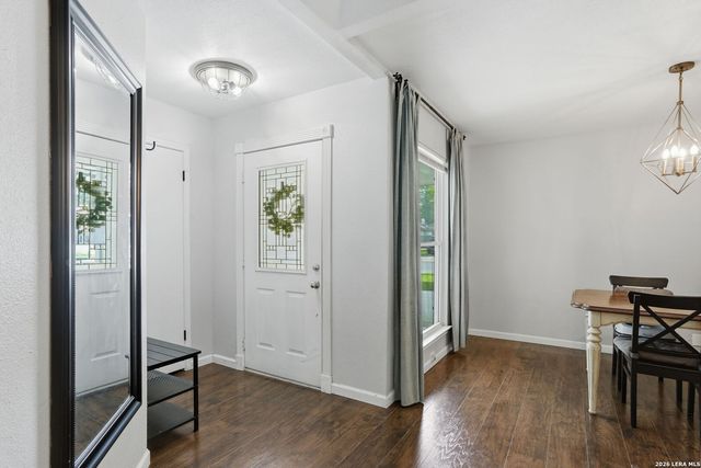 6342 FOREST VLG, San Antonio, TX 78250