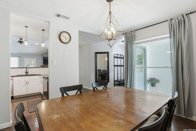 6342 FOREST VLG, San Antonio, TX 78250