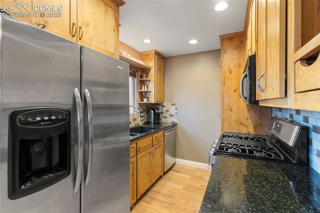 7925 Lindsey Drive, Colorado Springs, CO 80920