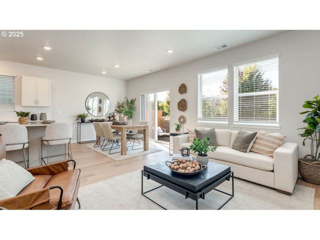 16727 Se Wintergreen St, Happy Valley, OR 97086