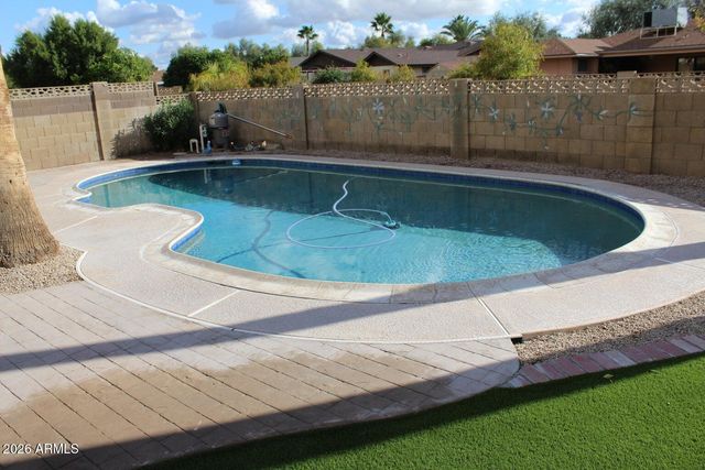 1517 E GEMINI Drive, Tempe, AZ 85283