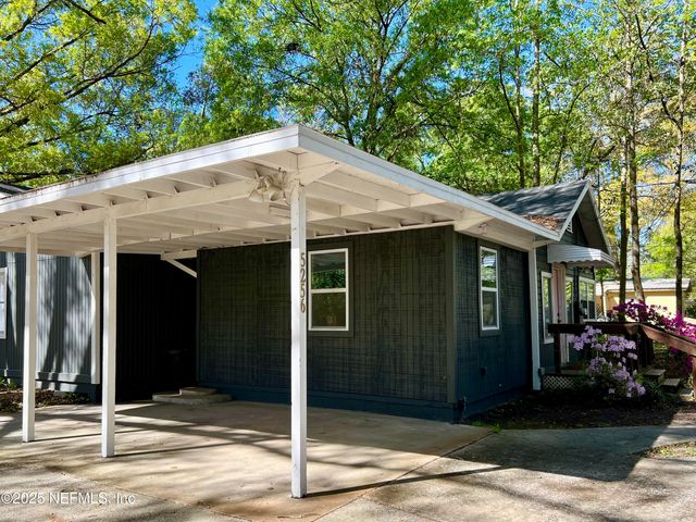 5256 ALPHA Avenue, Jacksonville, FL 32205