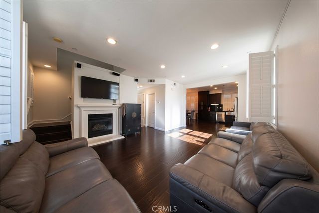 389 Arden Avenue 1, Glendale, CA 91203