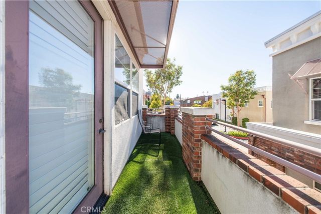 389 Arden Avenue 1, Glendale, CA 91203