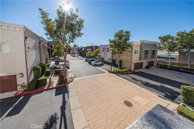 389 Arden Avenue 1, Glendale, CA 91203