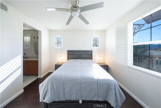 389 Arden Avenue 1, Glendale, CA 91203