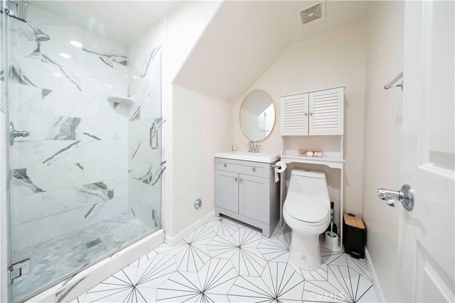 389 Arden Avenue 1, Glendale, CA 91203