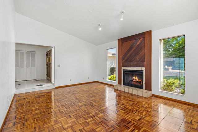 2101 Bridger Dr, Modesto, CA 95358