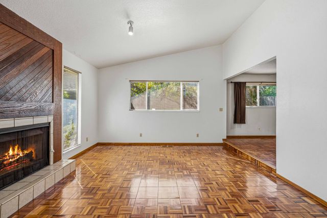 2101 Bridger Dr, Modesto, CA 95358