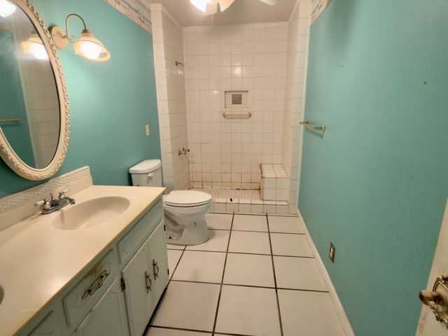 22121 Hwy 331, Laurel Hill, FL 32567