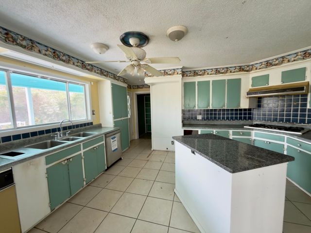 22121 Hwy 331, Laurel Hill, FL 32567