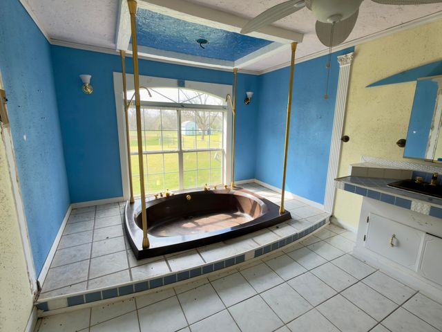 22121 Hwy 331, Laurel Hill, FL 32567