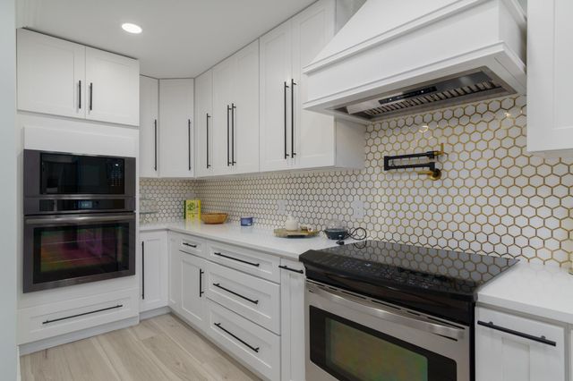 73 Baracuda Dr., Hattiesburg, MS 39402