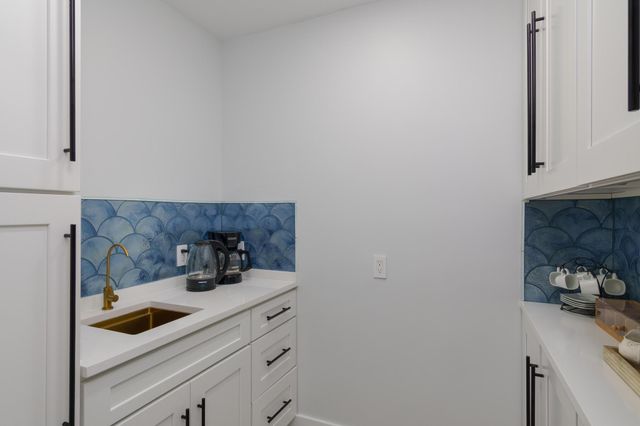 73 Baracuda Dr., Hattiesburg, MS 39402