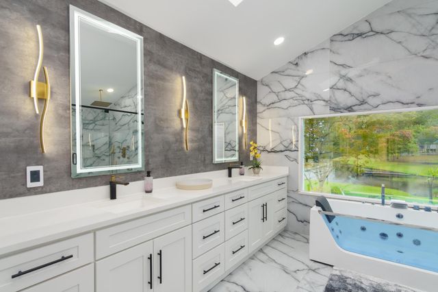 73 Baracuda Dr., Hattiesburg, MS 39402