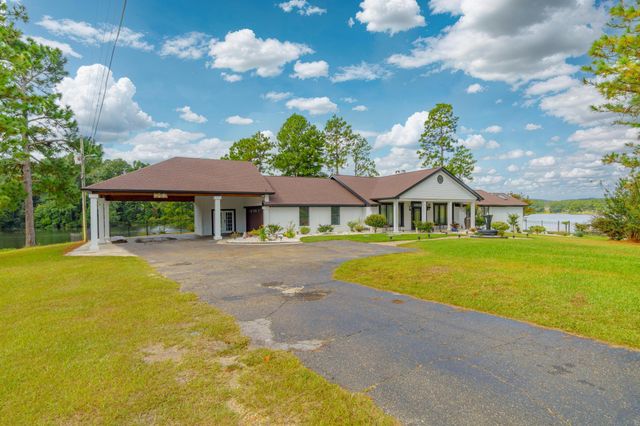 73 Baracuda Dr., Hattiesburg, MS 39402