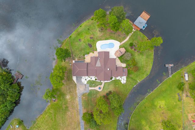 73 Baracuda Dr., Hattiesburg, MS 39402