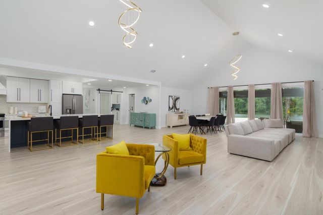 73 Baracuda Dr., Hattiesburg, MS 39402