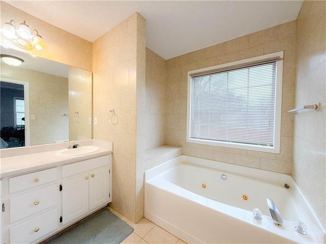 2950 Mandy Court, Jonesboro, GA 30236