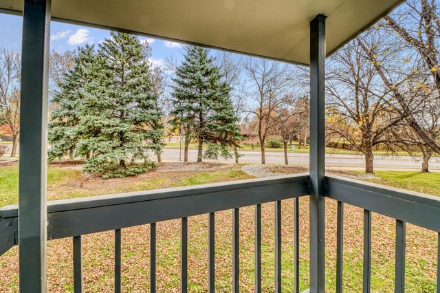 38 Fremont Drive S, Fargo, ND 58103