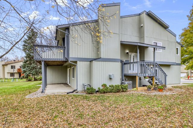 38 Fremont Drive S, Fargo, ND 58103