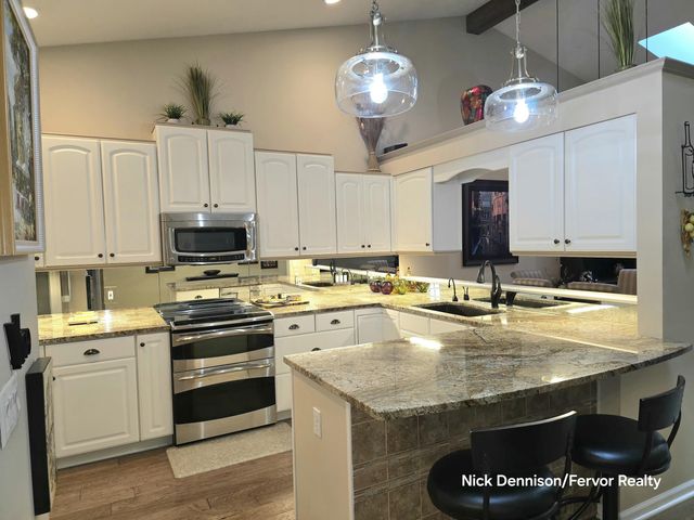 2225 Aimie Avenue SW, Byron Center, MI 49315