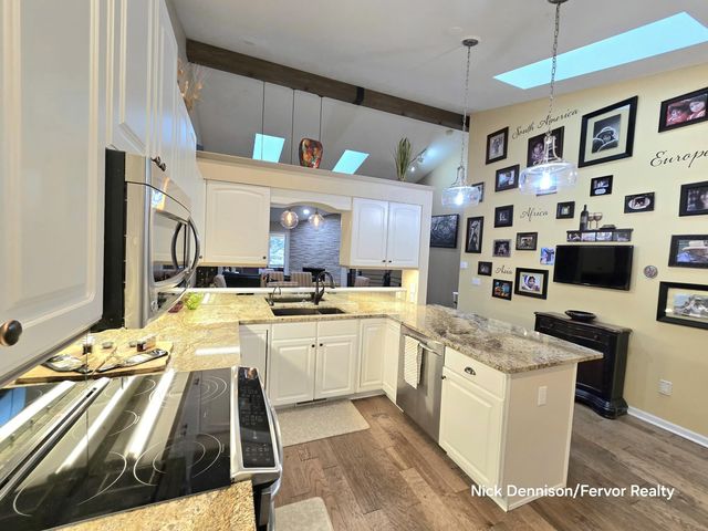 2225 Aimie Avenue SW, Byron Center, MI 49315