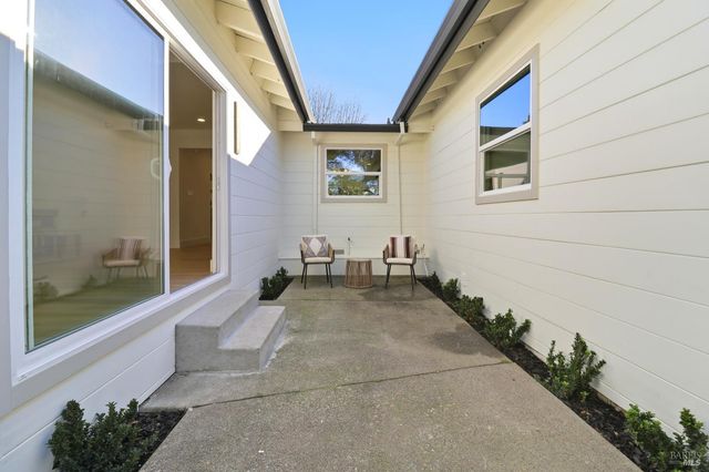 791 Storybook Ct, Novato, CA 94947