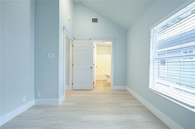 712 Moline St, Rockport, TX 78382