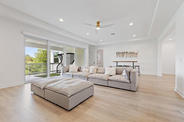 13336 Bernoulli Way, Palm Beach Gardens, FL 33418