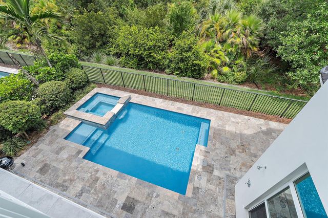13336 Bernoulli Way, Palm Beach Gardens, FL 33418