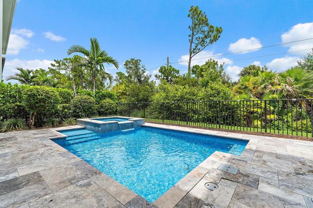 13336 Bernoulli Way, Palm Beach Gardens, FL 33418