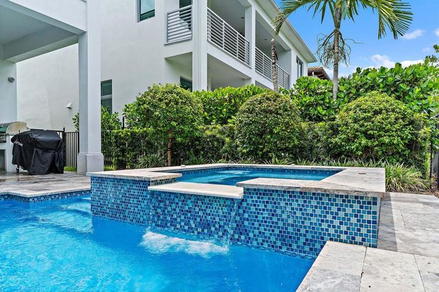 13336 Bernoulli Way, Palm Beach Gardens, FL 33418