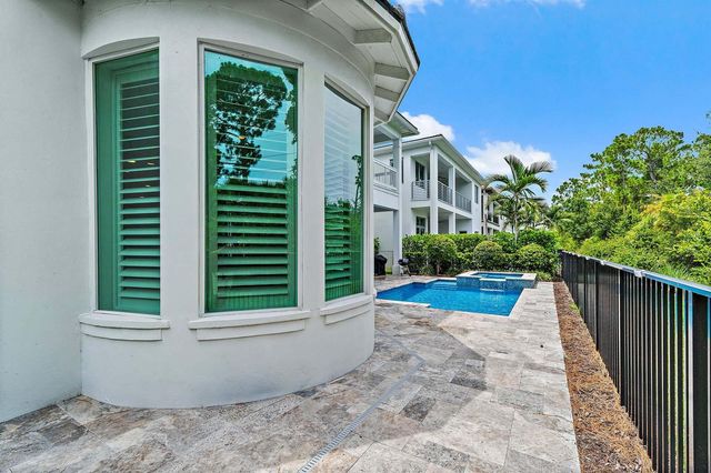 13336 Bernoulli Way, Palm Beach Gardens, FL 33418