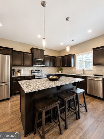 15 Lynnfield Drive, Newnan, GA 30263