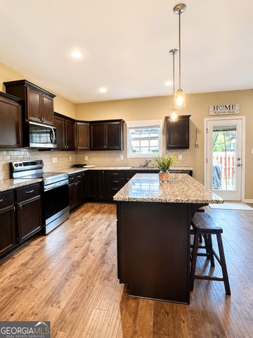 15 Lynnfield Drive, Newnan, GA 30263