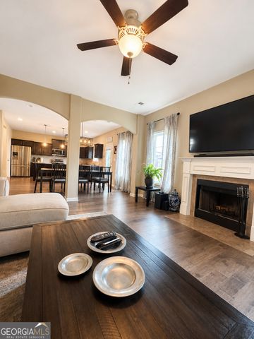 15 Lynnfield Drive, Newnan, GA 30263